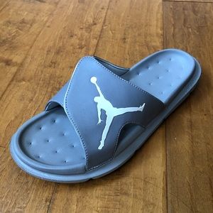 jordan solarsoft sandals